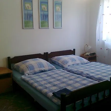 Brigitta Vendeghaz * Egerszalók